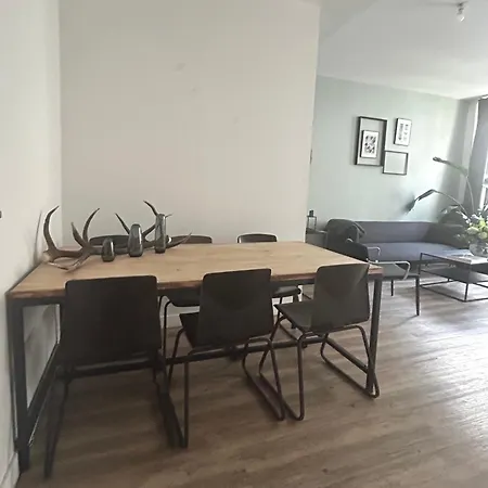 Superbe Design Canal Saint Martin Apartment *